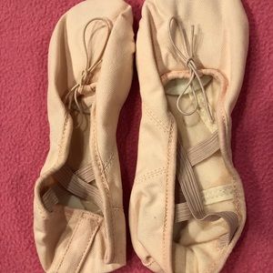 New ballet shoes, never worn
